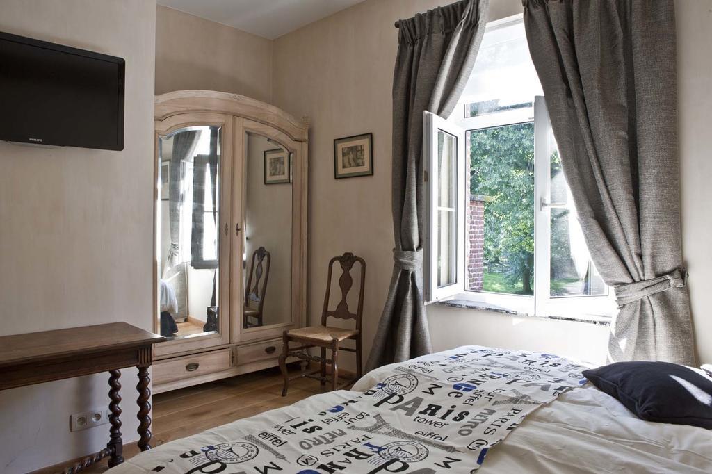 ホテル Lozerkasteel Kruishoutem 部屋 写真
