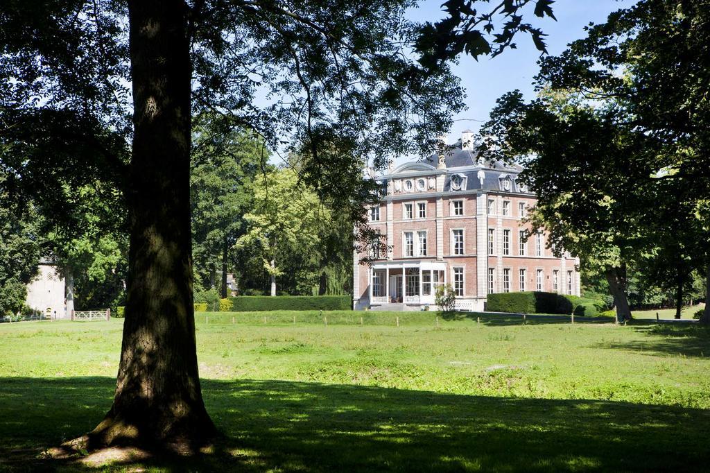 ホテル Lozerkasteel Kruishoutem エクステリア 写真