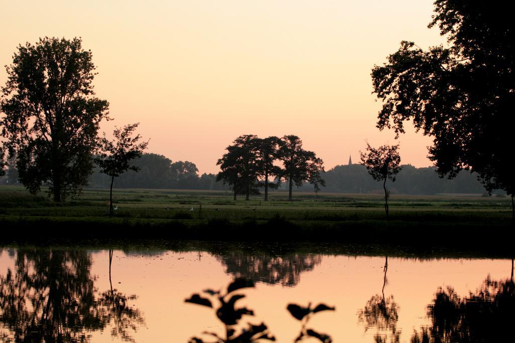 ホテル Lozerkasteel Kruishoutem エクステリア 写真